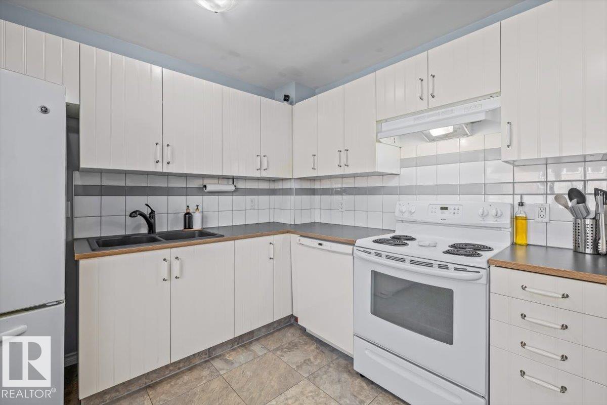 260 Woodbridge Wy, Sherwood Park, Alberta  T8A 3Y3 - Photo 2 - E4490123