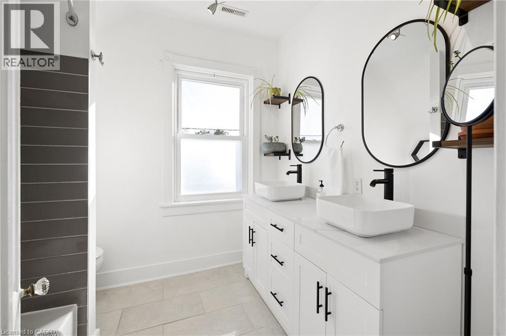 142 Edgar Street, Cambridge, Ontario  N3H 4H8 - Photo 33 - 40831878