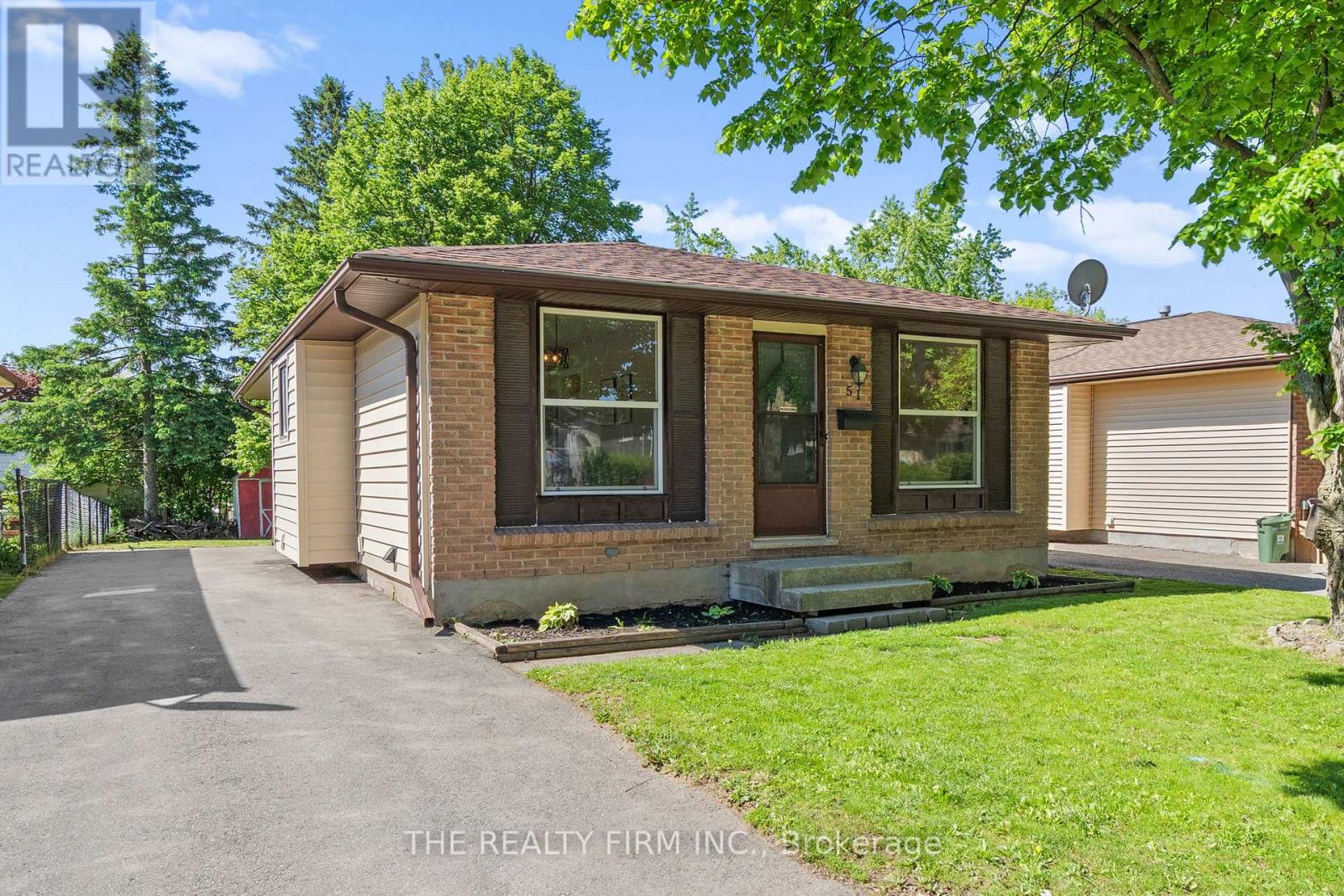 51 Patience Crescent, London South, Ontario  N6E 2K7 - Photo 2 - X13182976