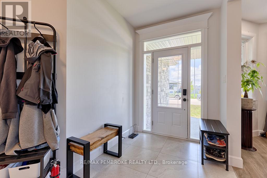 5 Drew Street, Petawawa, Ontario  K8H 0G7 - Photo 19 - X13183292