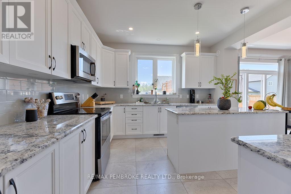 5 Drew Street, Petawawa, Ontario  K8H 0G7 - Photo 8 - X13183292