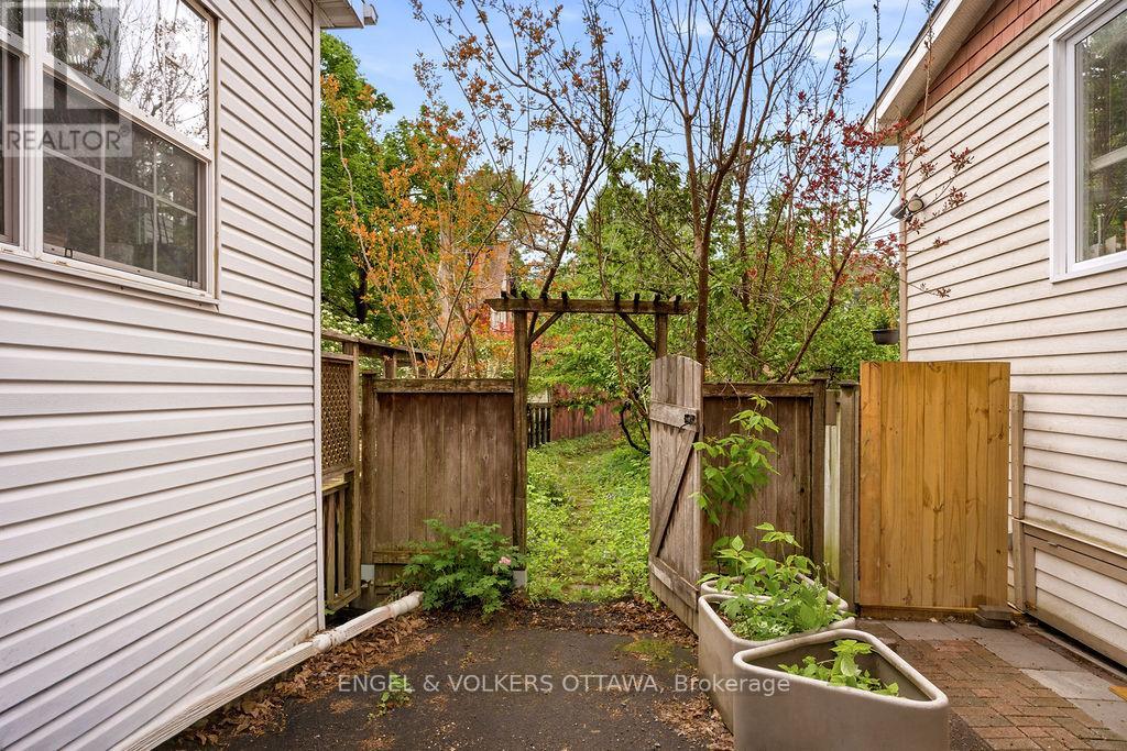 94 Hopewell Avenue, Ottawa, Ontario  K1S 2Z1 - Photo 8 - X13182892