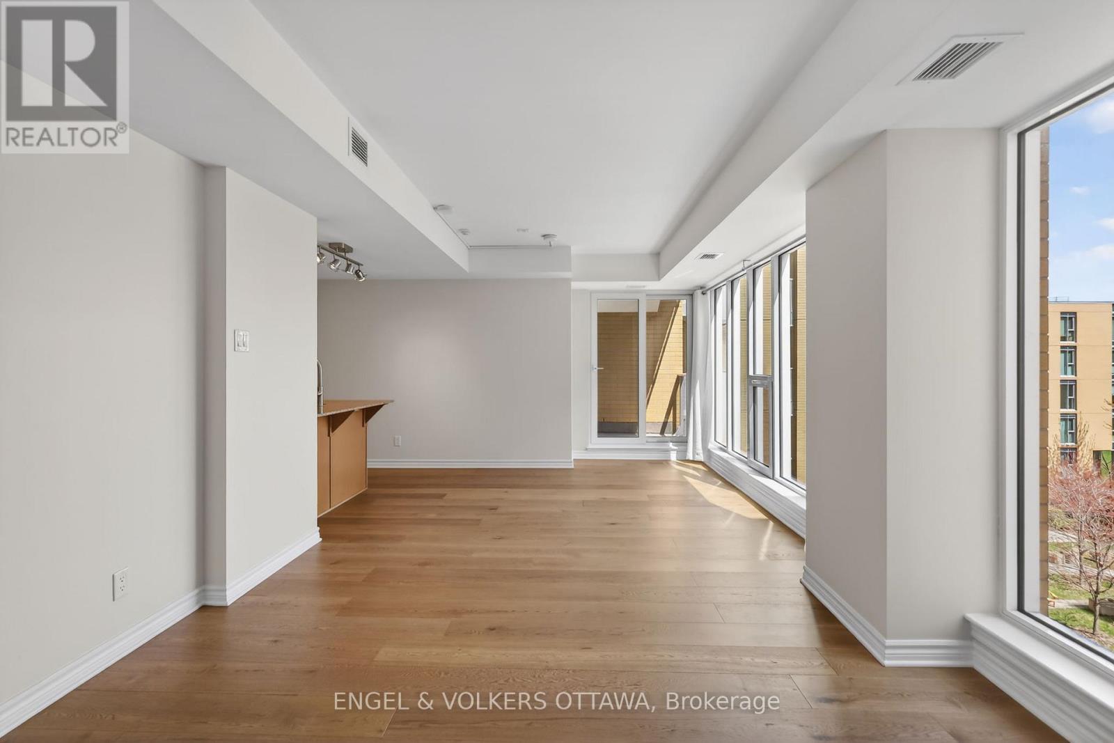 521 - 250 Lett Street, Ottawa, Ontario K1R 0A8 - Photo 4 - X13183024