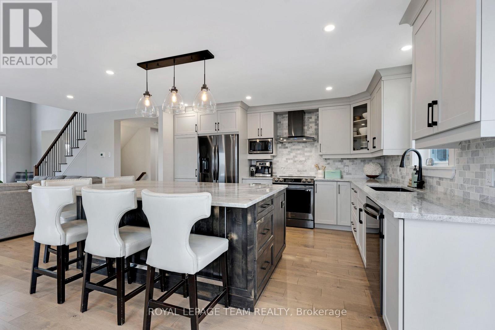 114 Charles Holden Avenue, Merrickville-Wolford, Ontario  K0G 1N0 - Photo 14 - X13183188