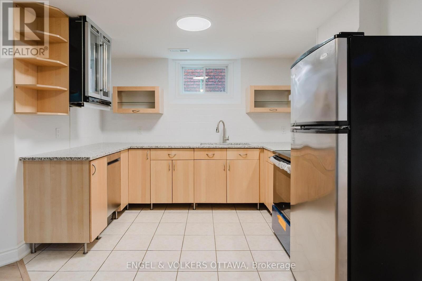 B - 1649 Rosebella Avenue, Ottawa, Ontario  K1T 1E9 - Photo 25 - X13183224