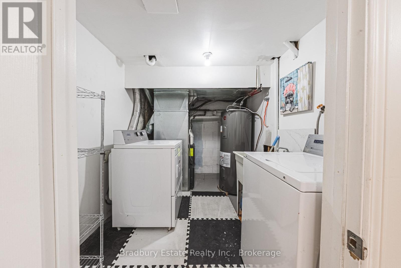 13 East 21st Street, Hamilton, Ontario  L8V 2T3 - Photo 24 - X13183146