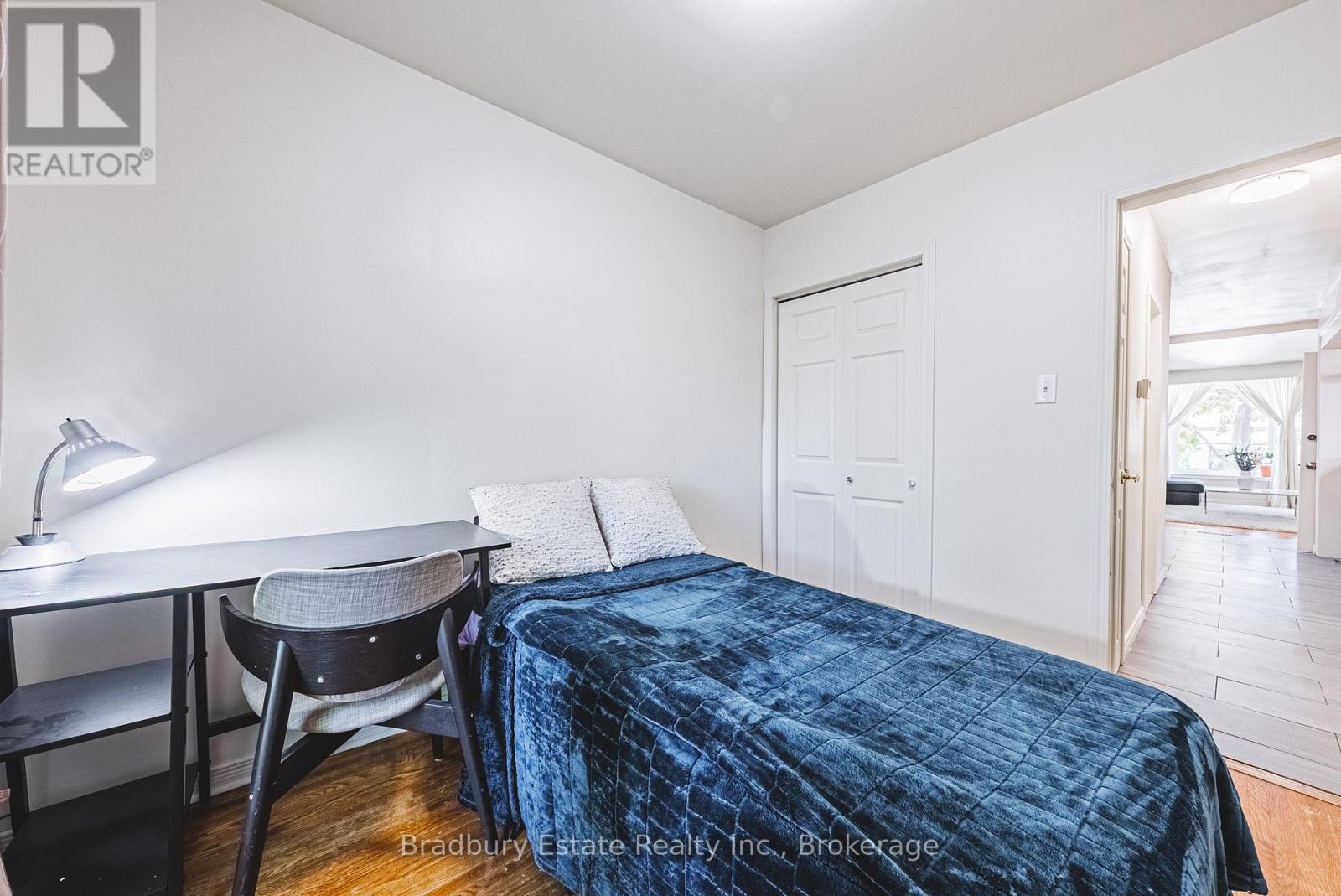 13 East 21st Street, Hamilton, Ontario  L8V 2T3 - Photo 9 - X13183146