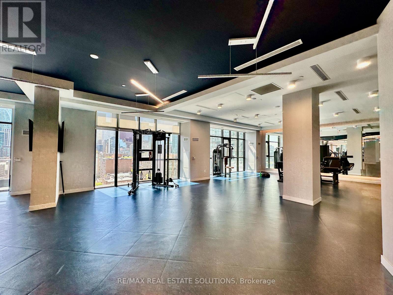 1740 - 135 Lower Sherbourne Street, Toronto, Ontario  M5A 1Y4 - Photo 14 - C12692052