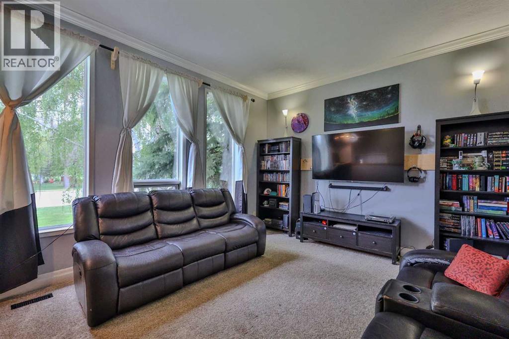 124 N 2 Street E, Magrath, Alberta  T0K 1J0 - Photo 17 - A2311008