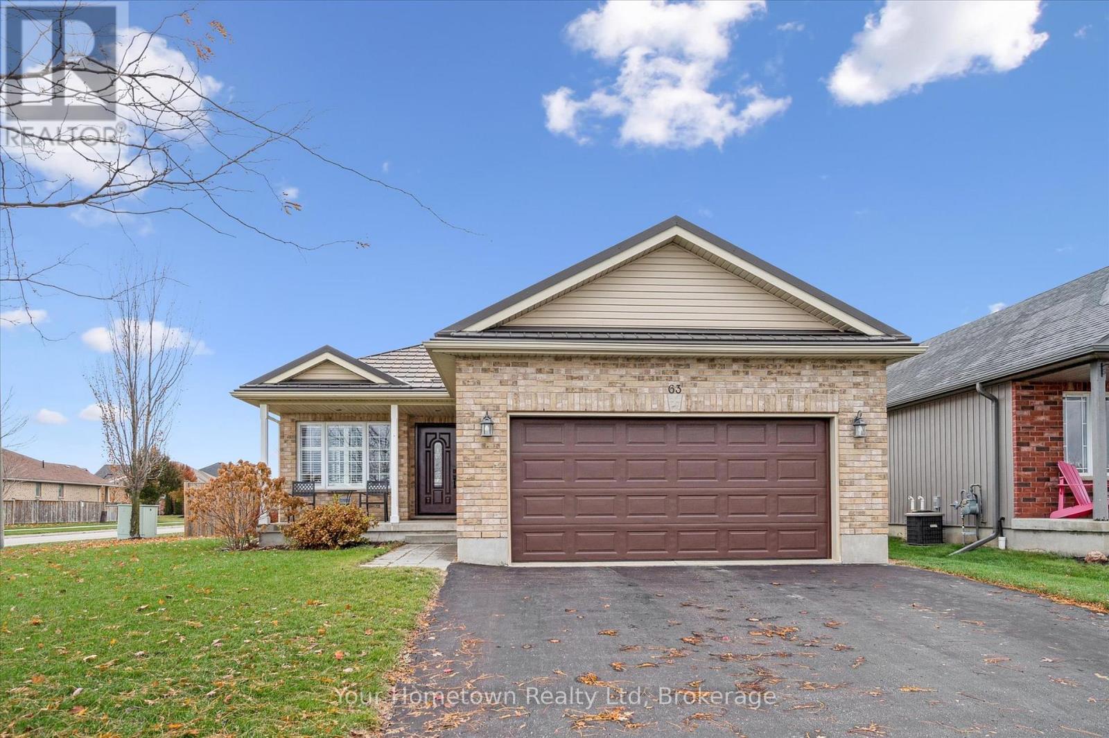 63 SPENCER DRIVE, Centre Wellington, Ontario