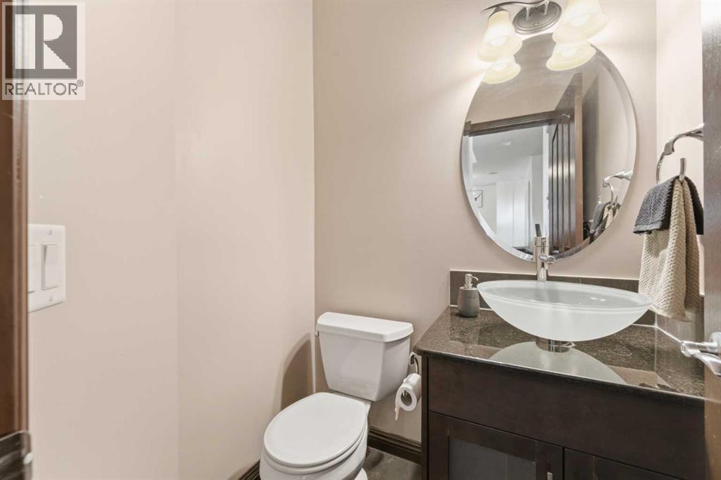 225 Panamount Road, Calgary, Alberta  T3K 0H9 - Photo 17 - A2314125