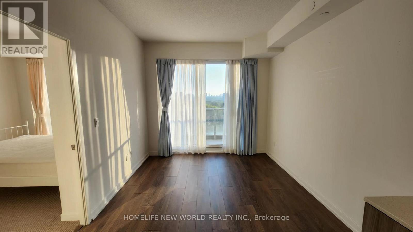 0427 - 52 Forest Manor Road, Toronto, Ontario  M2J 1M6 - Photo 11 - C13182948
