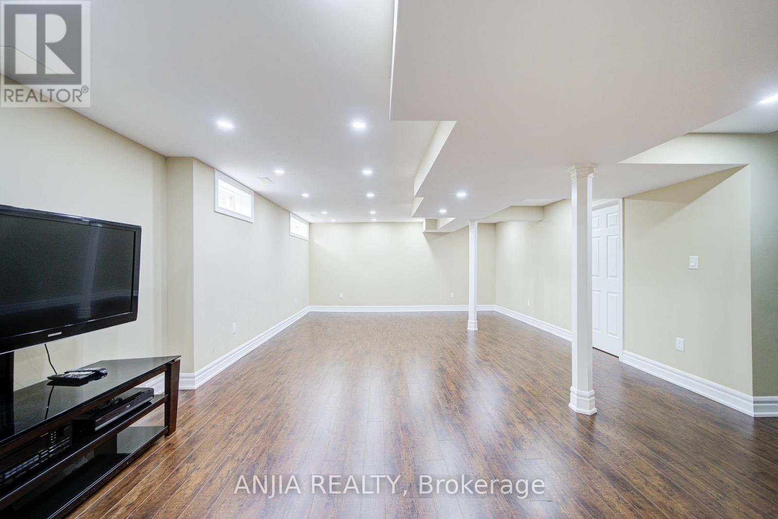 10 Thistledown Crescent, Whitby, Ontario  L1R 3P2 - Photo 28 - E13183036