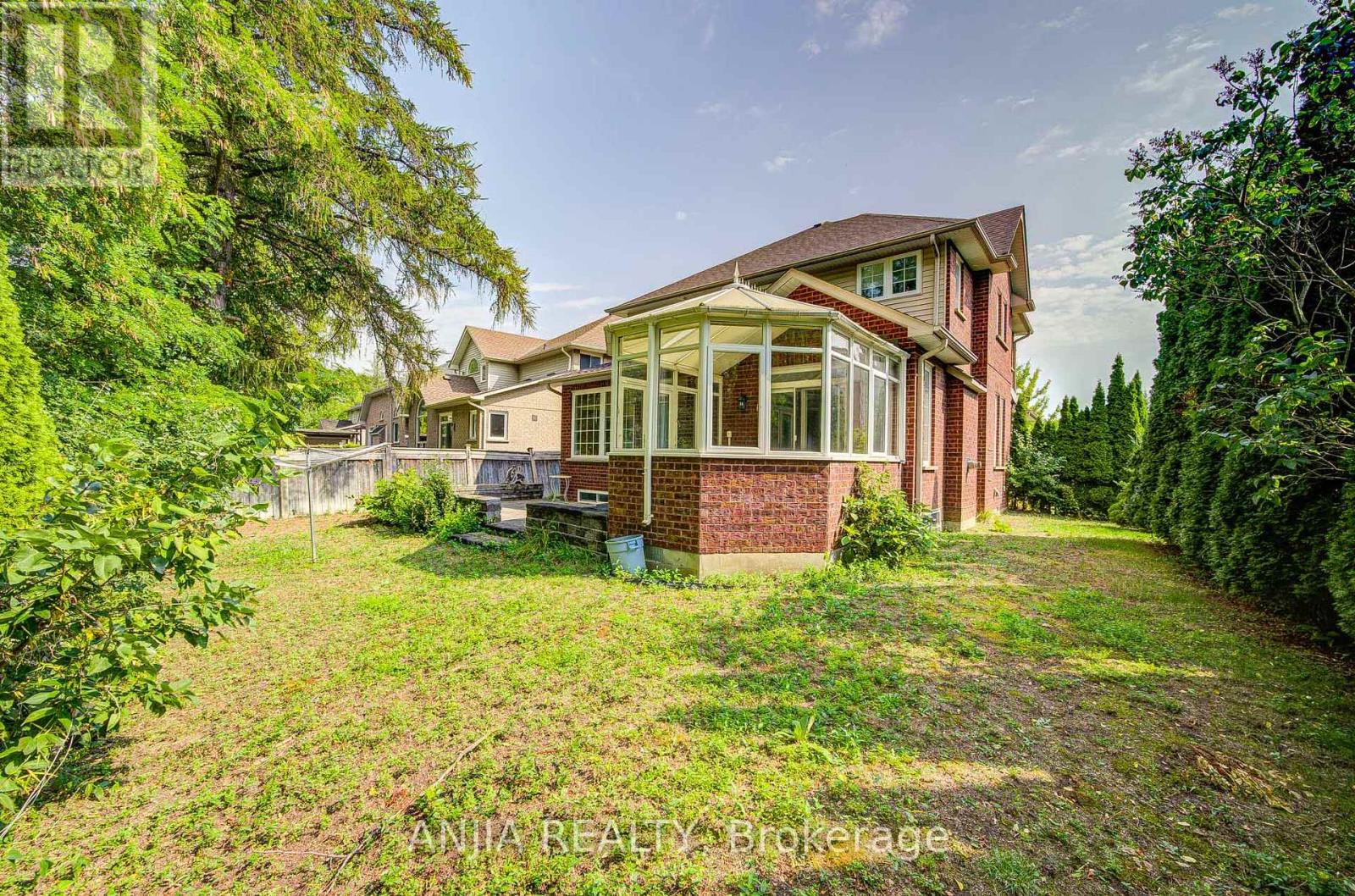 10 Thistledown Crescent, Whitby, Ontario  L1R 3P2 - Photo 33 - E13183036