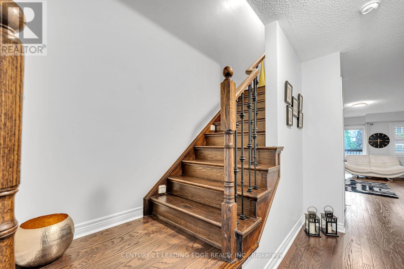 1727 Carousel Drive, Pickering, Ontario  L1X 0C1 - Photo 12 - E13183496