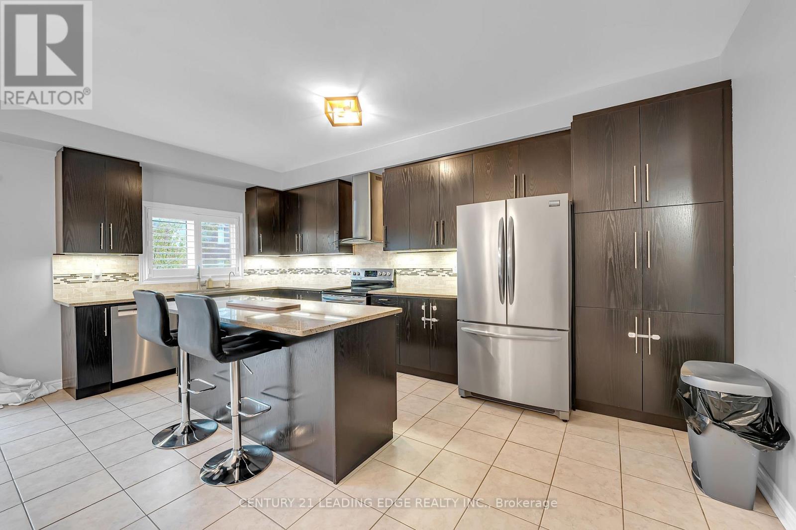 1727 Carousel Drive, Pickering, Ontario  L1X 0C1 - Photo 16 - E13183496