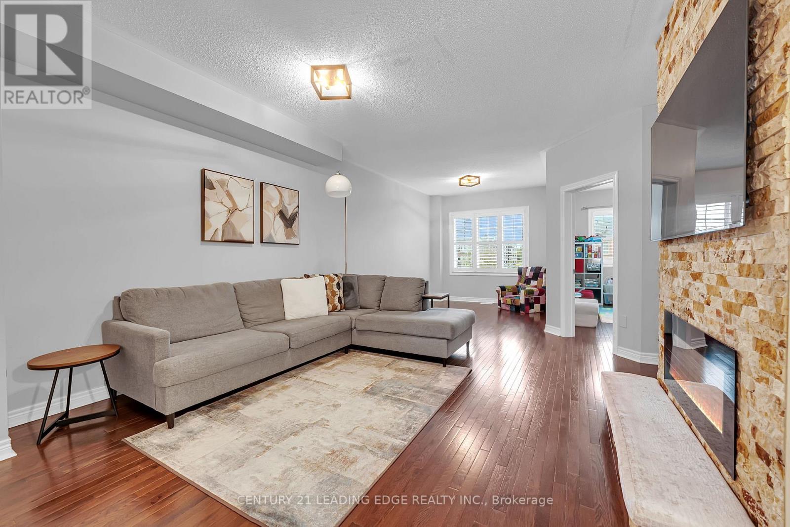 1727 Carousel Drive, Pickering, Ontario  L1X 0C1 - Photo 19 - E13183496