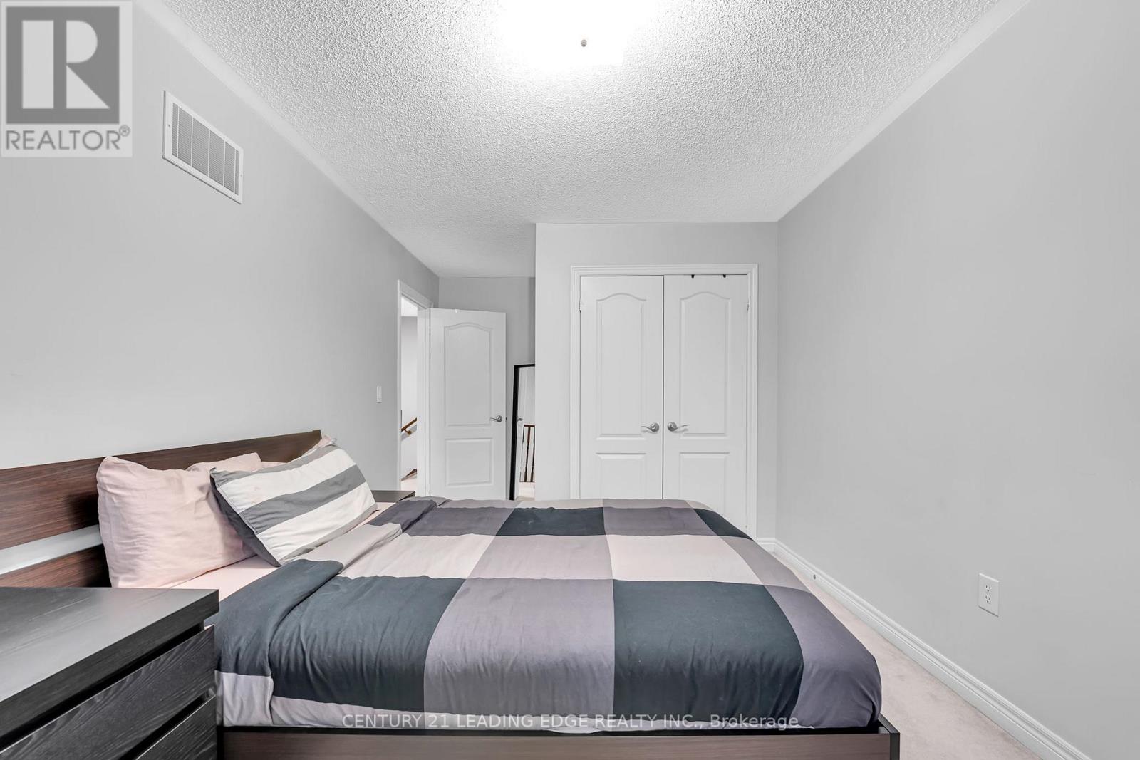 1727 Carousel Drive, Pickering, Ontario  L1X 0C1 - Photo 31 - E13183496