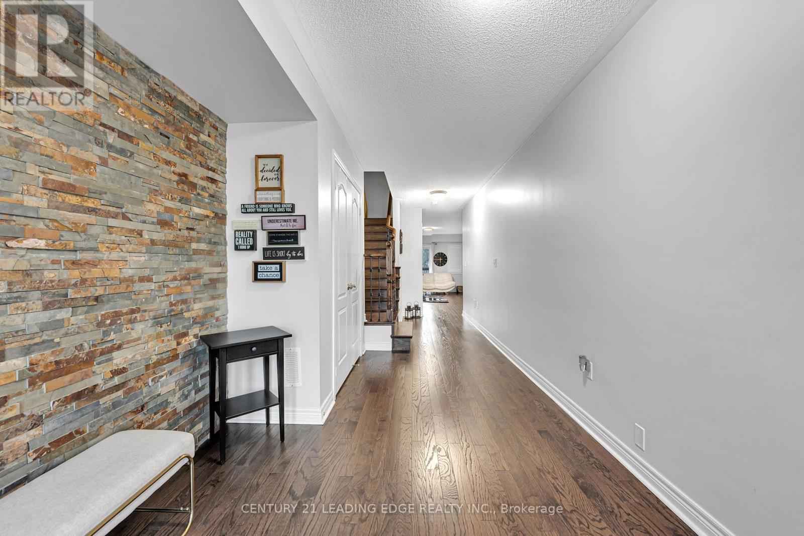 1727 Carousel Drive, Pickering, Ontario  L1X 0C1 - Photo 5 - E13183496