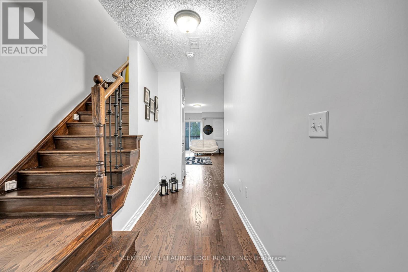 1727 Carousel Drive, Pickering, Ontario  L1X 0C1 - Photo 6 - E13183496