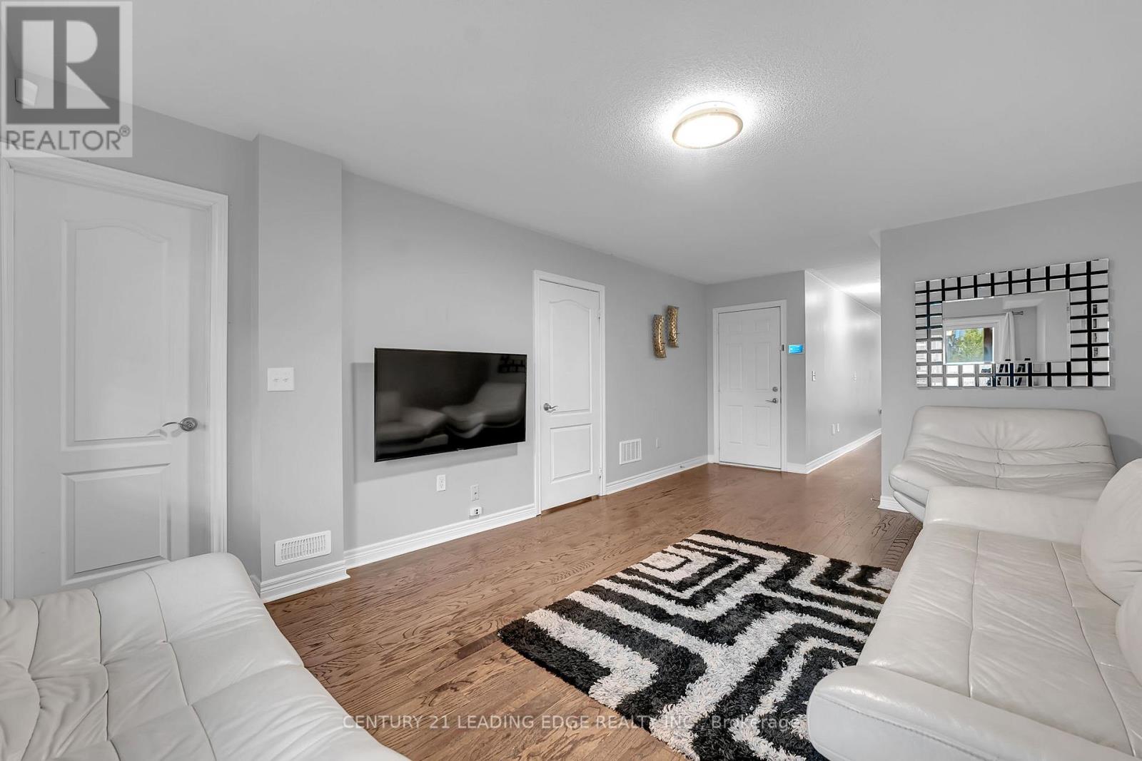 1727 Carousel Drive, Pickering, Ontario  L1X 0C1 - Photo 8 - E13183496
