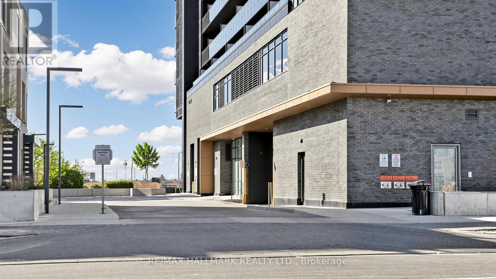 702 - 7895 Jane Street, Vaughan, Ontario  L4K 2M7 - Photo 3 - N13183048