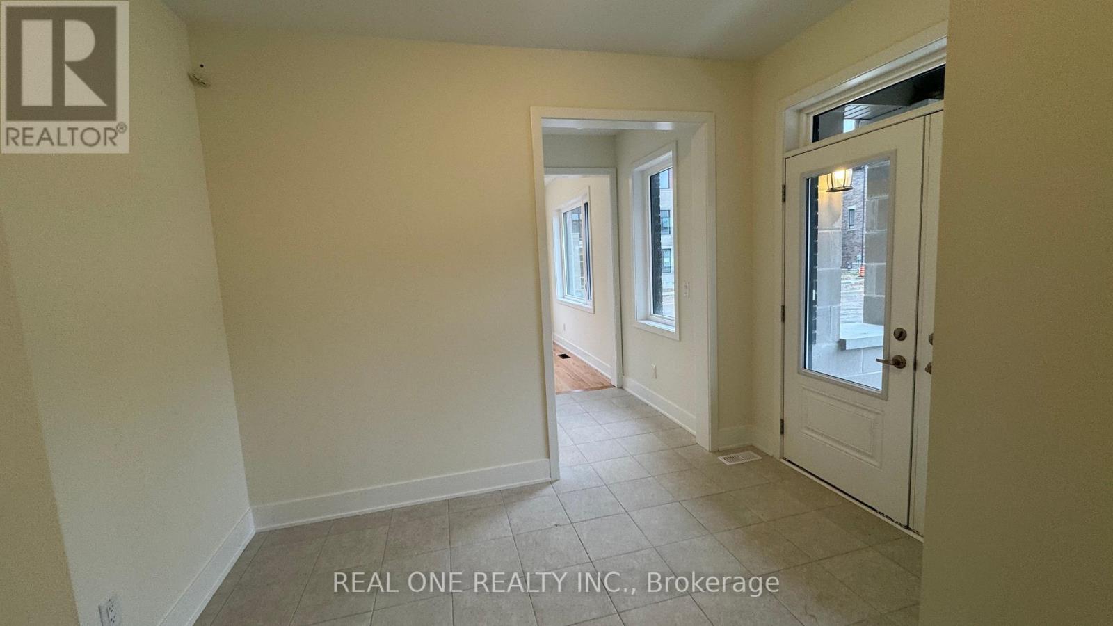 75 Robert Eaton Avenue, Markham, Ontario  L3S 0G2 - Photo 4 - N13183098