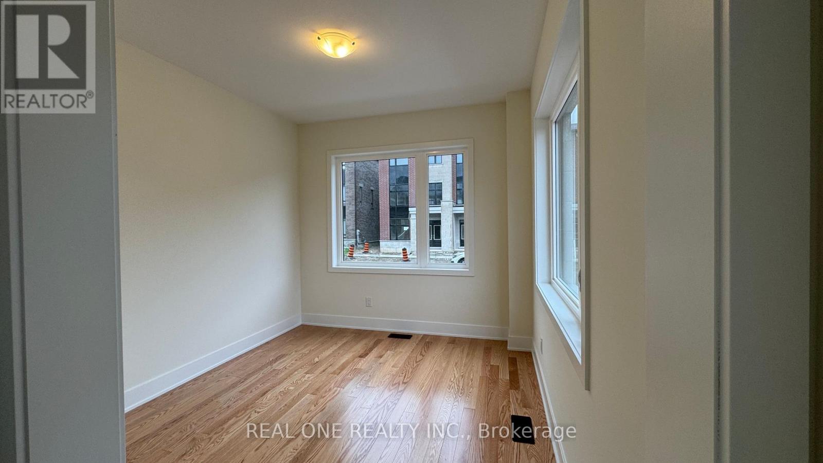 75 Robert Eaton Avenue, Markham, Ontario  L3S 0G2 - Photo 5 - N13183098