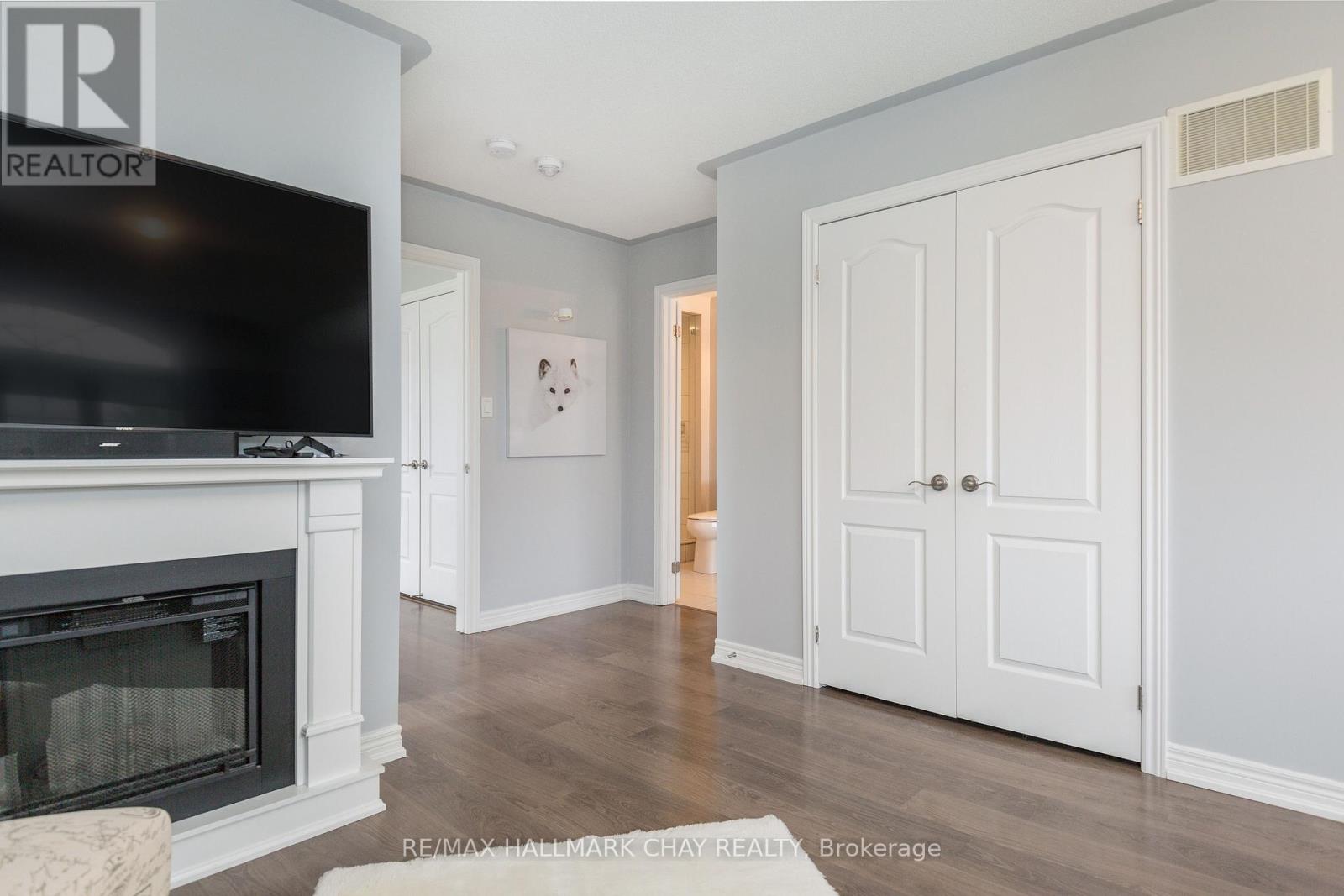 4 Greenwood Drive, Essa, Ontario  L3W 0N5 - Photo 35 - N13183110