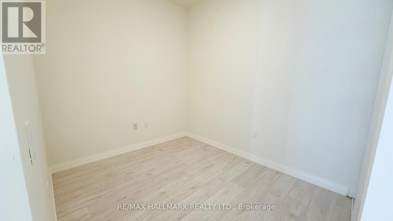 2502 - 27 Korda Gate E, Vaughan, Ontario  L4K 0G5 - Photo 13 - N13183174