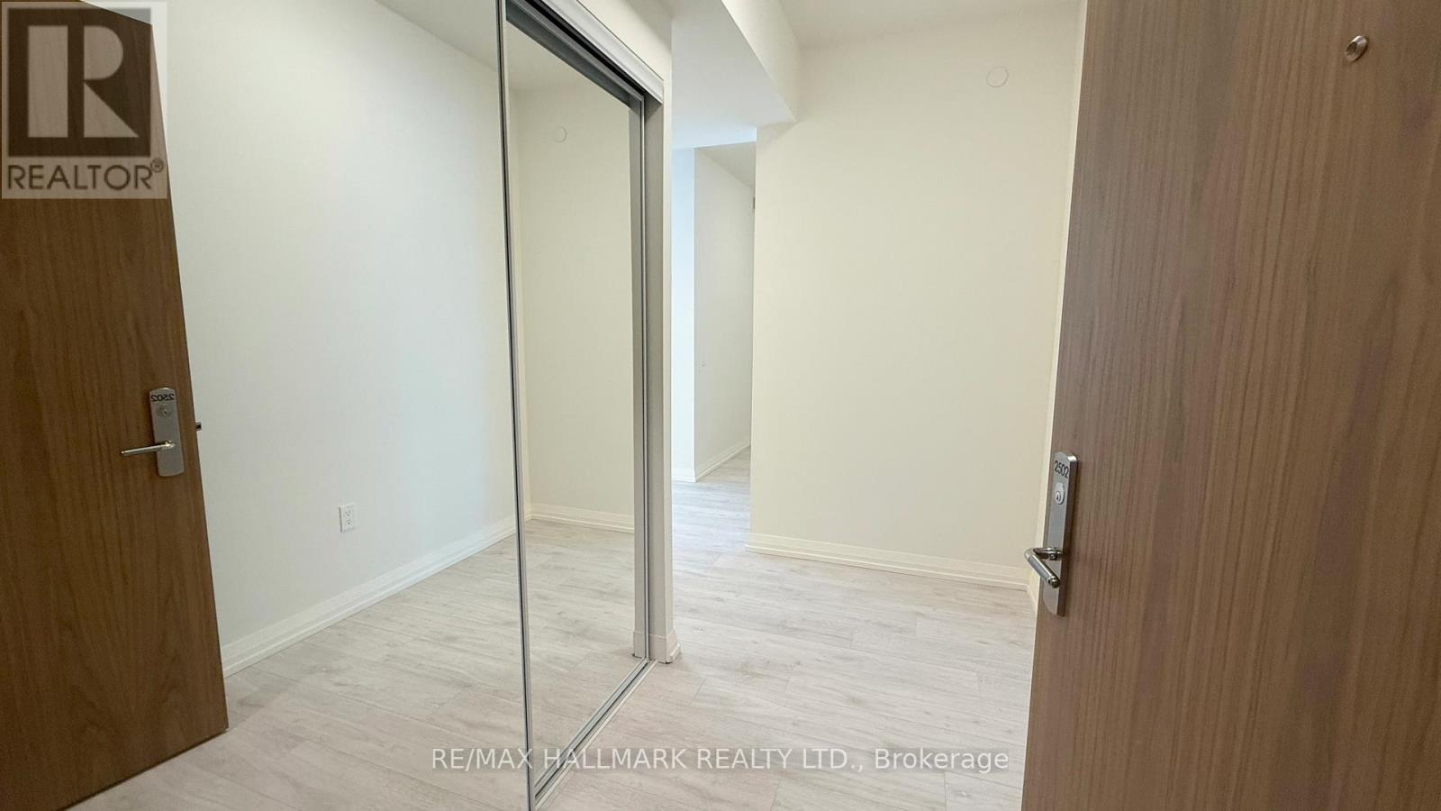 2502 - 27 Korda Gate E, Vaughan, Ontario  L4K 0G5 - Photo 17 - N13183174