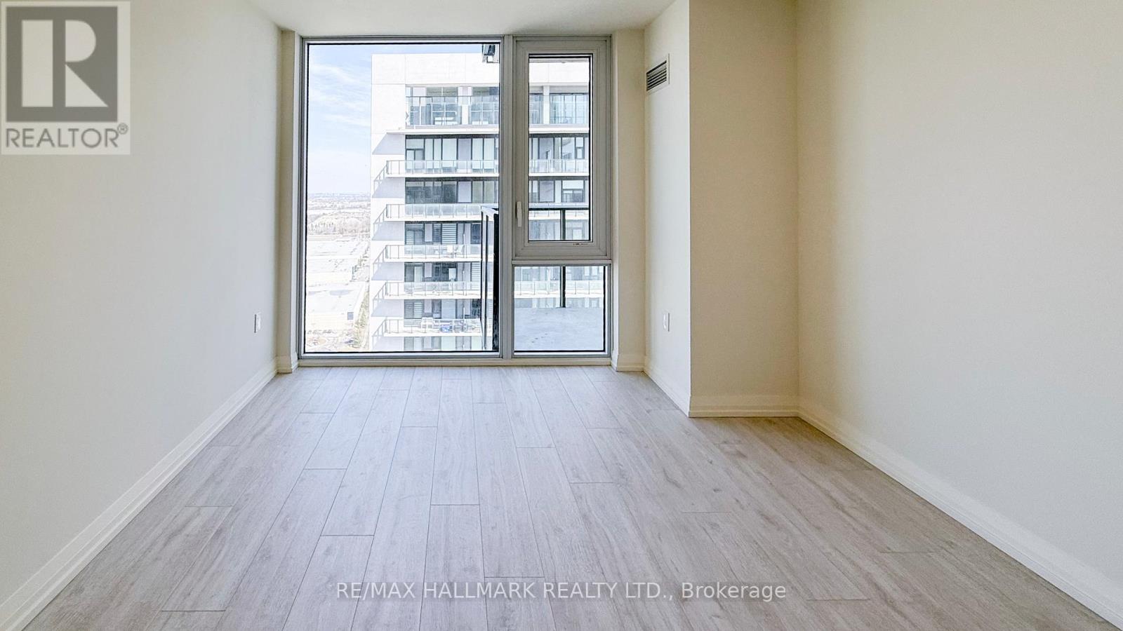 2502 - 27 Korda Gate E, Vaughan, Ontario  L4K 0G5 - Photo 6 - N13183174