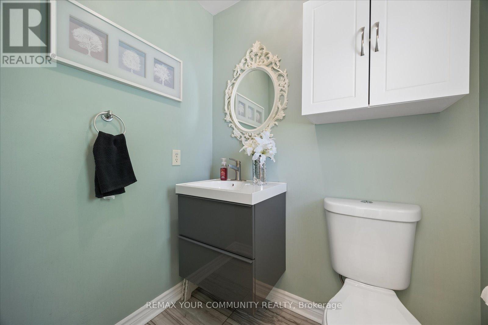 23 Breeze Drive, Bradford West Gwillimbury, Ontario  L3Z 3A6 - Photo 15 - N13183200