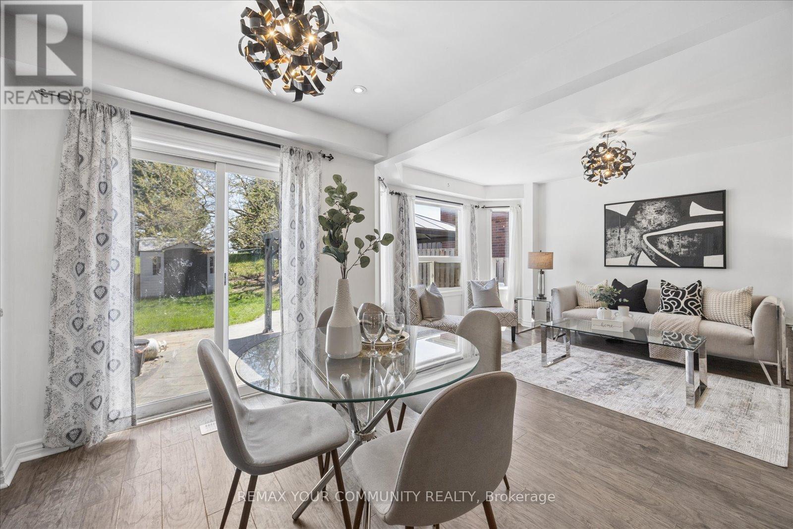 23 Breeze Drive, Bradford West Gwillimbury, Ontario  L3Z 3A6 - Photo 9 - N13183200