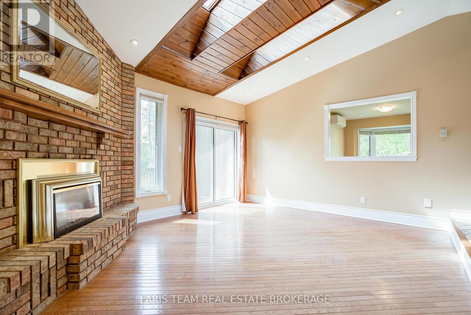 21 Poplar Crescent, Oro-Medonte, Ontario  L0L 1T0 - Photo 14 - S13183152