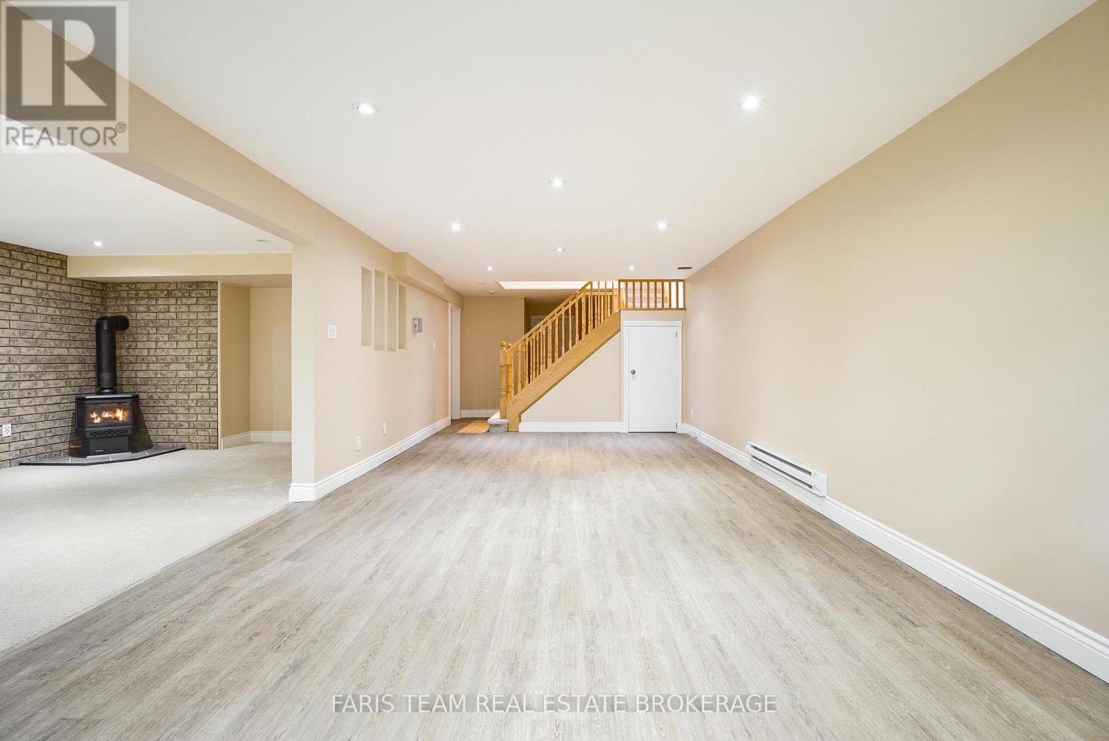 21 Poplar Crescent, Oro-Medonte, Ontario  L0L 1T0 - Photo 28 - S13183152
