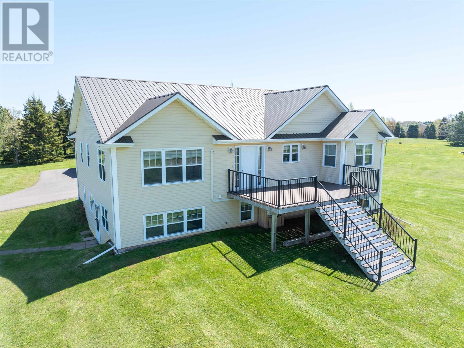 319 Birkallum Drive, Mermaid, Prince Edward Island  C1B 0T8 - Photo 1 - 202612280
