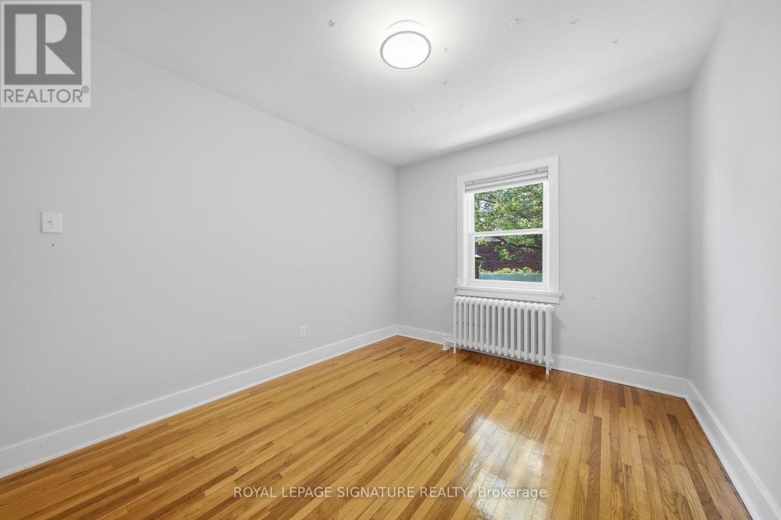 20 Aldgate Avenue, Toronto, Ontario  M8Y 3L6 - Photo 25 - W13182986