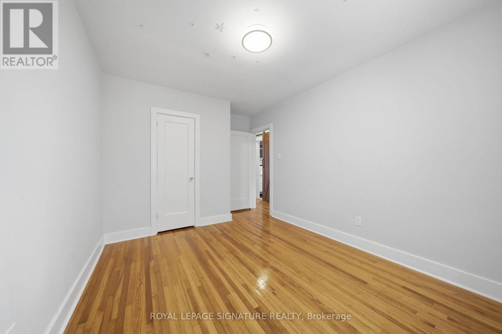 20 Aldgate Avenue, Toronto, Ontario  M8Y 3L6 - Photo 26 - W13182986