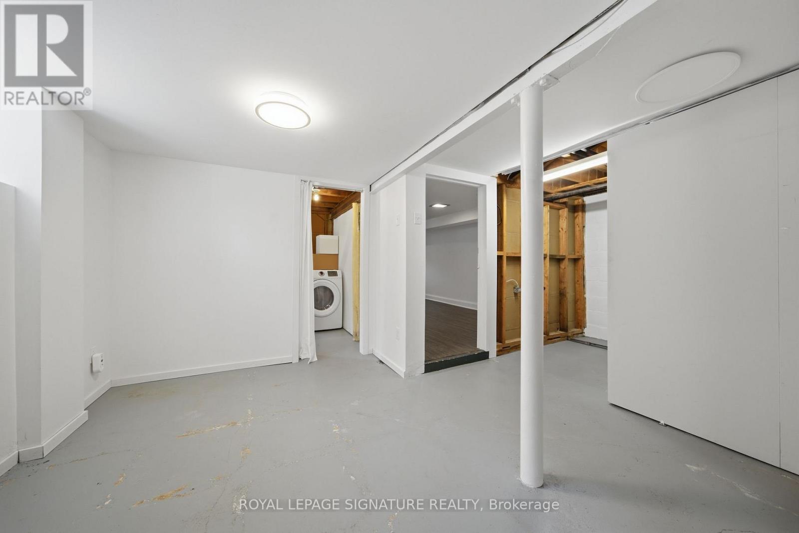 20 Aldgate Avenue, Toronto, Ontario  M8Y 3L6 - Photo 36 - W13182986