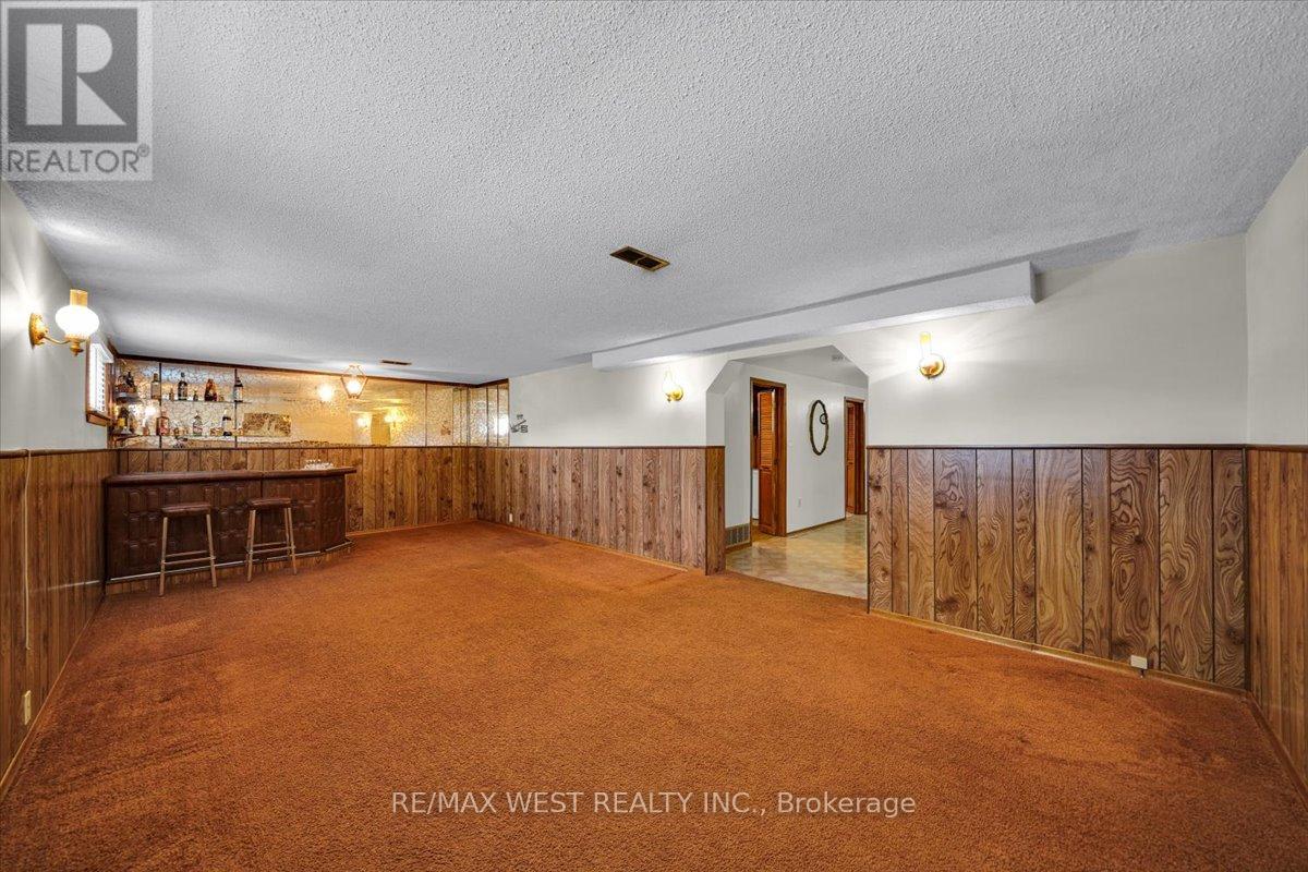 1135 Islington Avenue, Toronto, Ontario  M8Z 4S3 - Photo 23 - W13183088