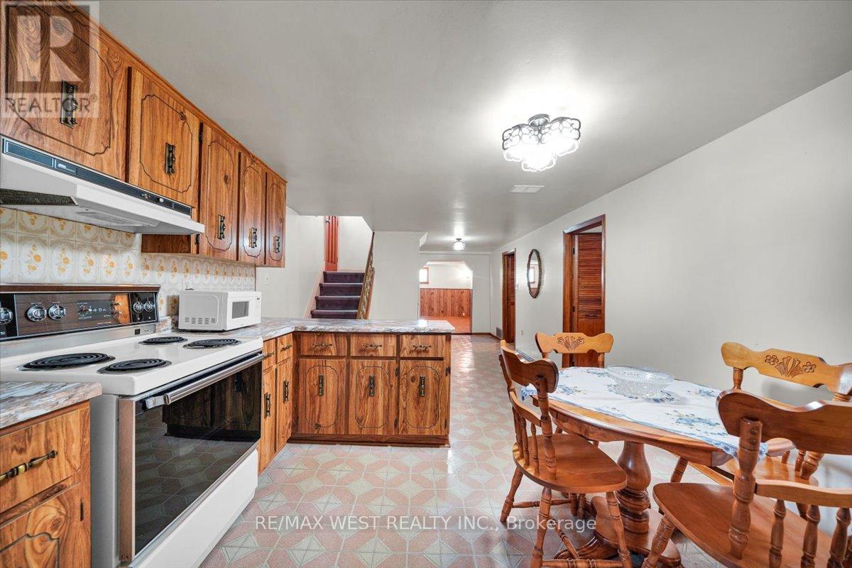 1135 Islington Avenue, Toronto, Ontario  M8Z 4S3 - Photo 26 - W13183088