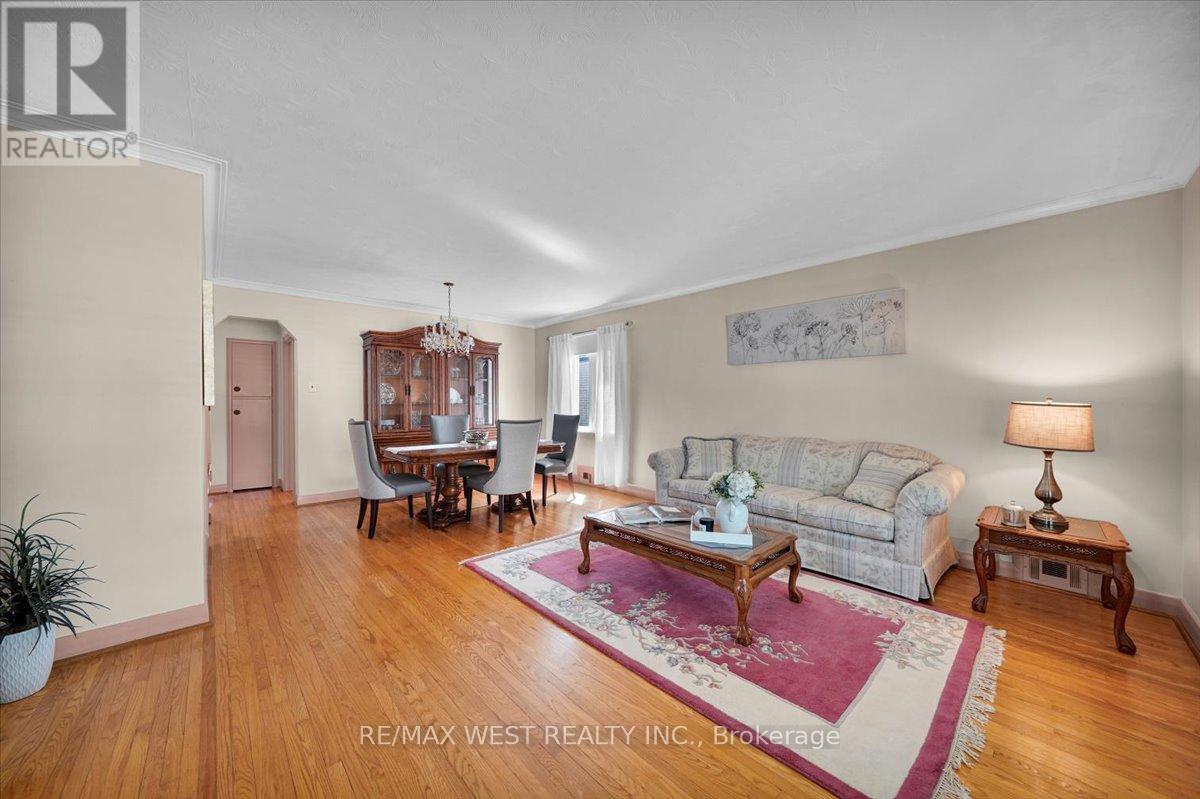 1135 Islington Avenue, Toronto, Ontario  M8Z 4S3 - Photo 6 - W13183088