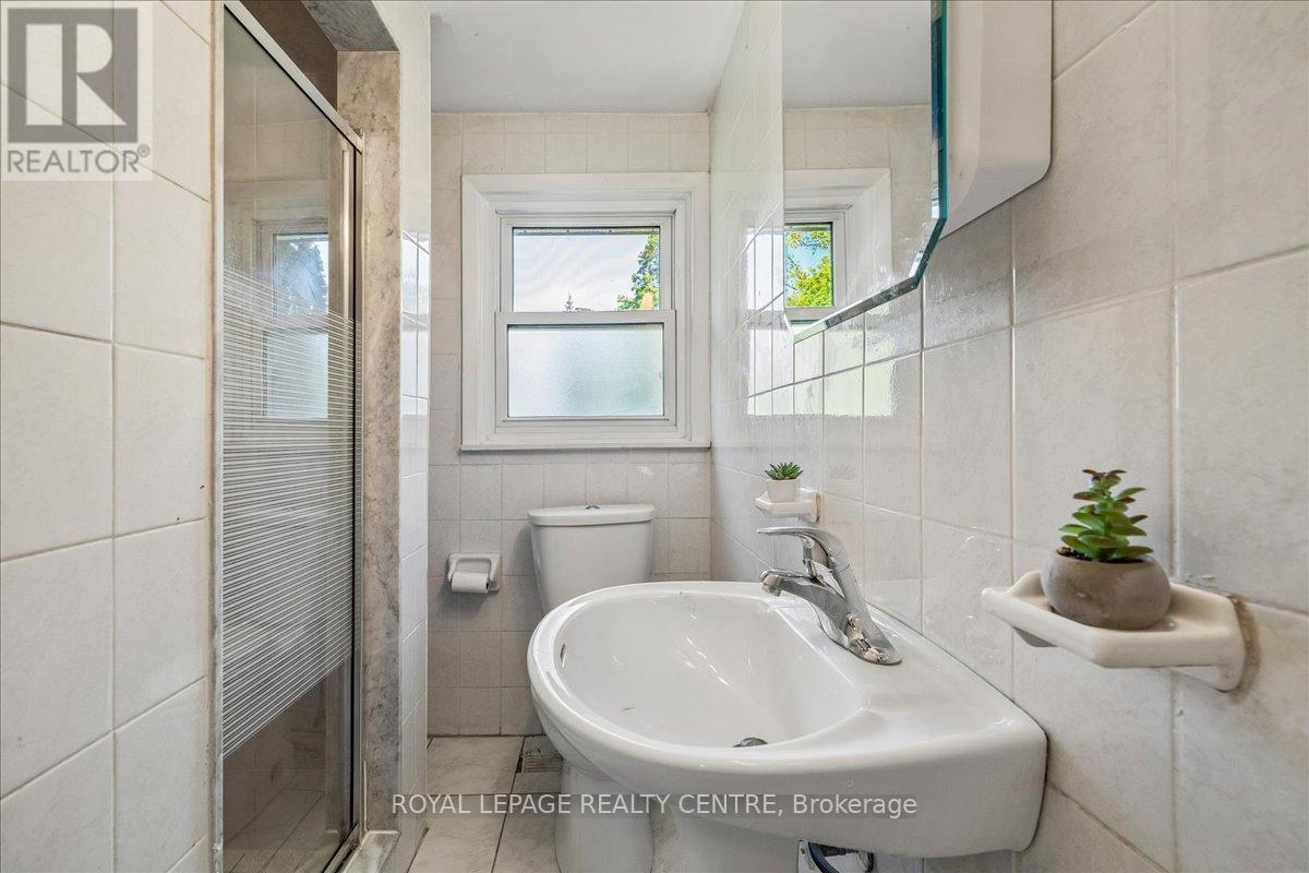 2613 Liruma Road, Mississauga, Ontario  L5K 1Y8 - Photo 22 - W13183190