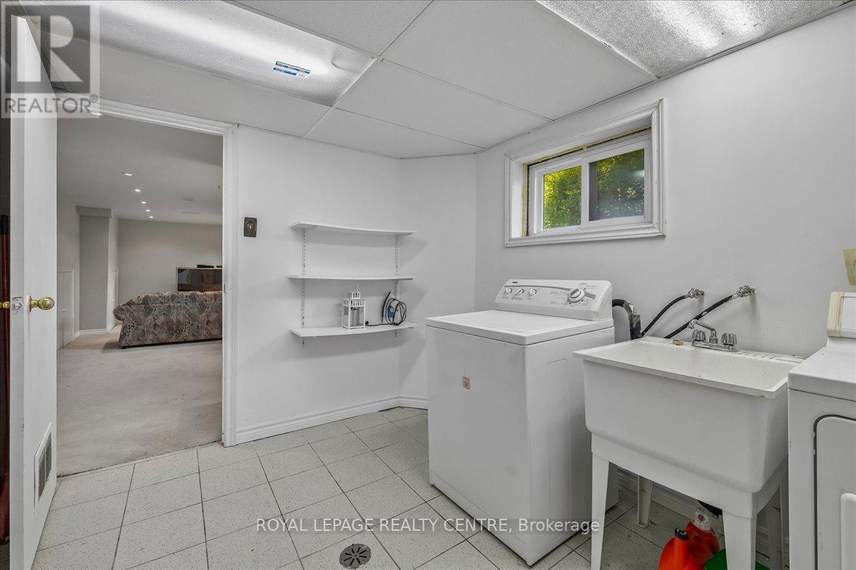 2613 Liruma Road, Mississauga, Ontario  L5K 1Y8 - Photo 26 - W13183190