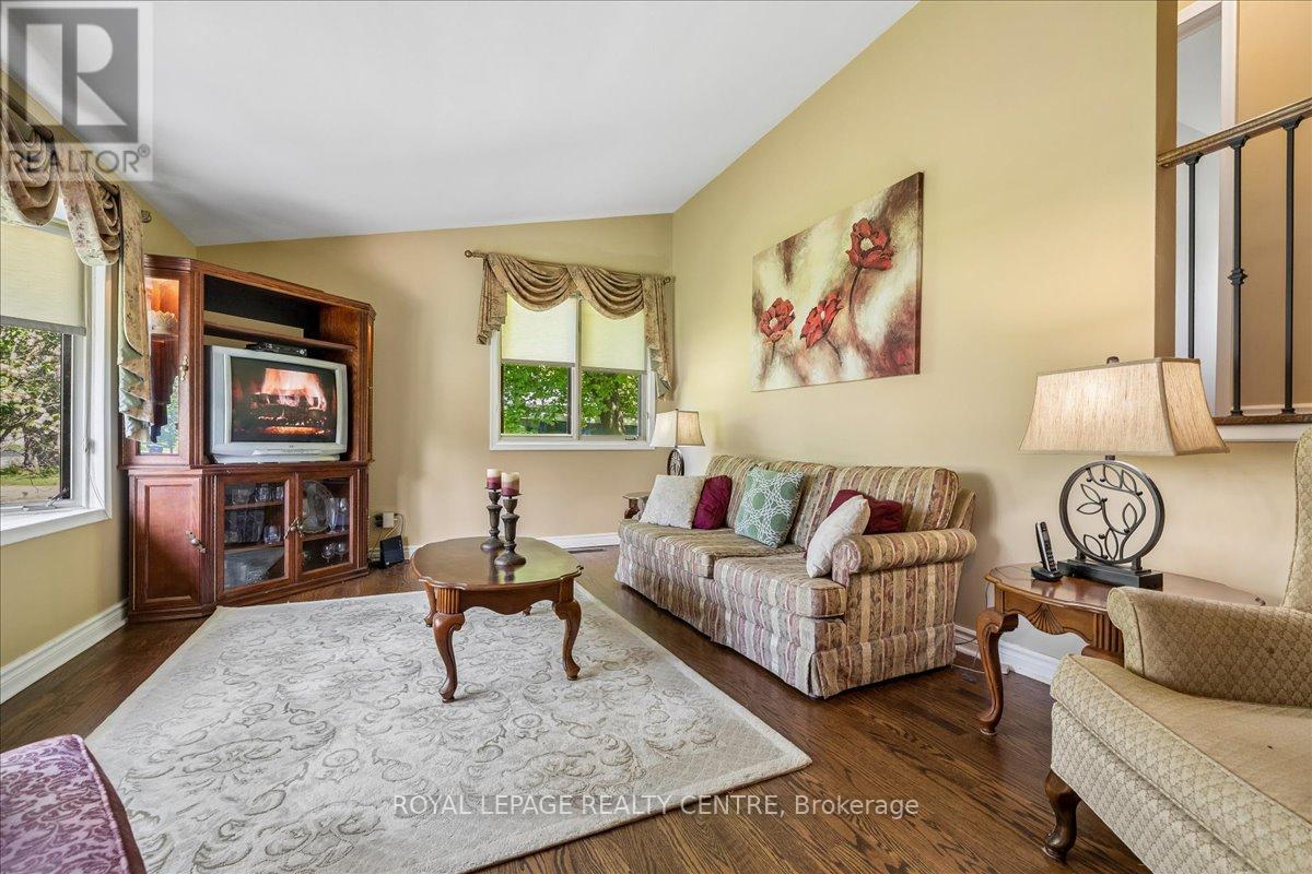 2613 Liruma Road, Mississauga, Ontario  L5K 1Y8 - Photo 6 - W13183190