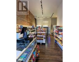 2739 DUNDAS STREET W, Toronto, Ontario