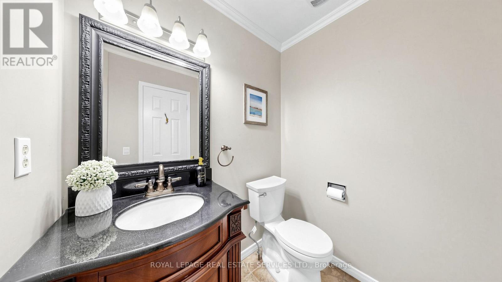 165 Warner Drive, Oakville, Ontario  L6L 6E7 - Photo 18 - W13183422