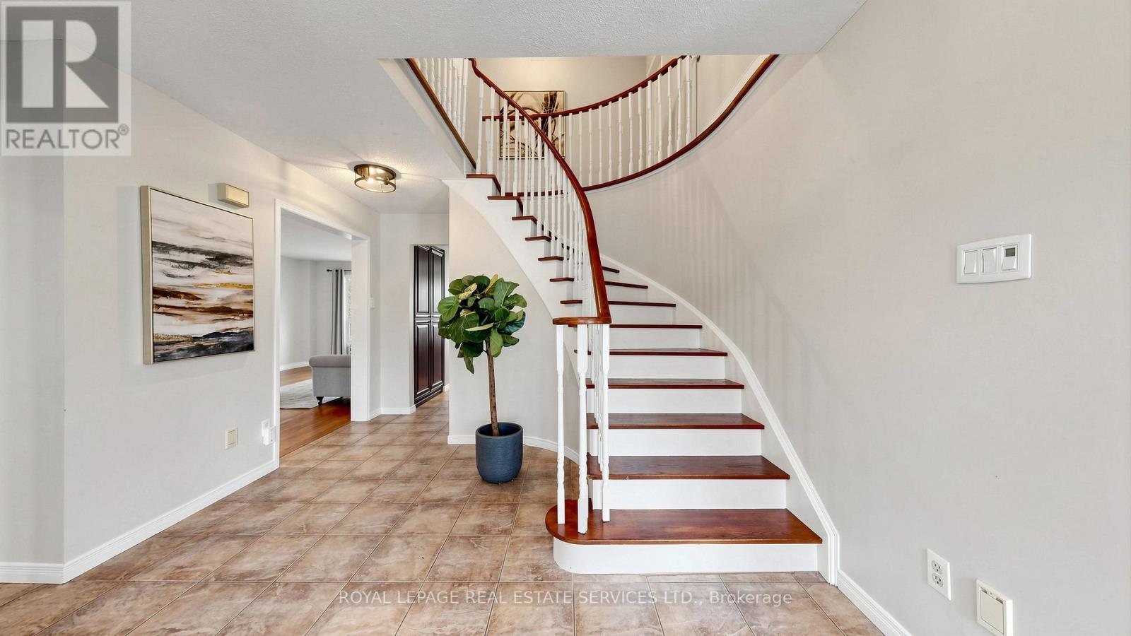 165 Warner Drive, Oakville, Ontario  L6L 6E7 - Photo 20 - W13183422