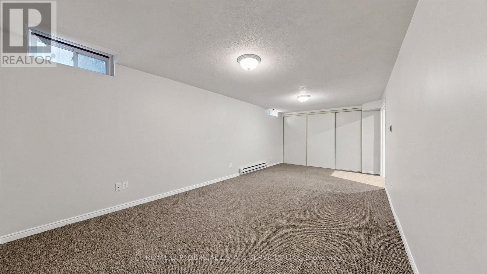 165 Warner Drive, Oakville, Ontario  L6L 6E7 - Photo 39 - W13183422